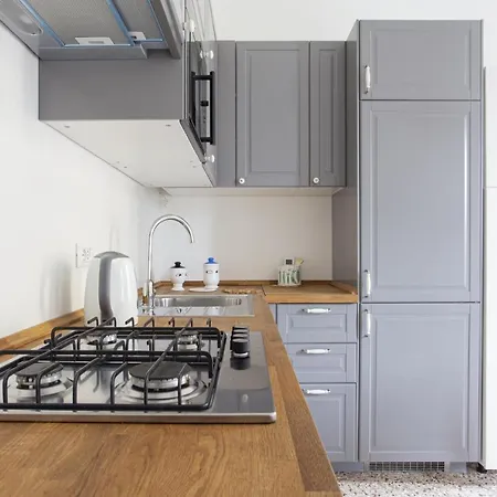 Garibaldi Biennale Apartment